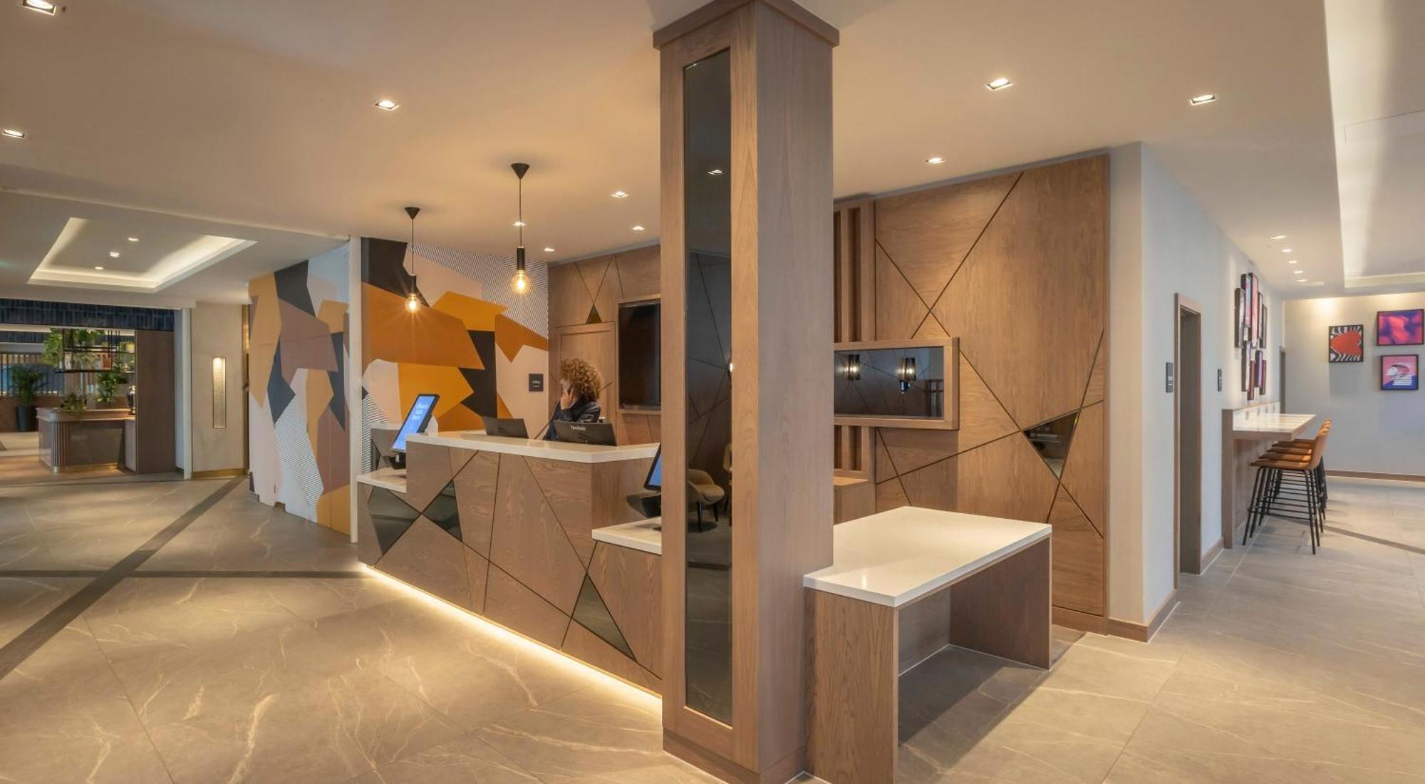Maldron Centre Hotel Hove